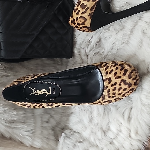 YVES Saint Laurant Leopard Tribute Two Pony High Heel Pumps Sz 38.5 - Picture 4 of 16